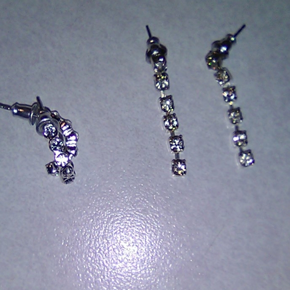 PRICE FIRM/BUNDLE OF EARRINGS - Picture 2 of 8